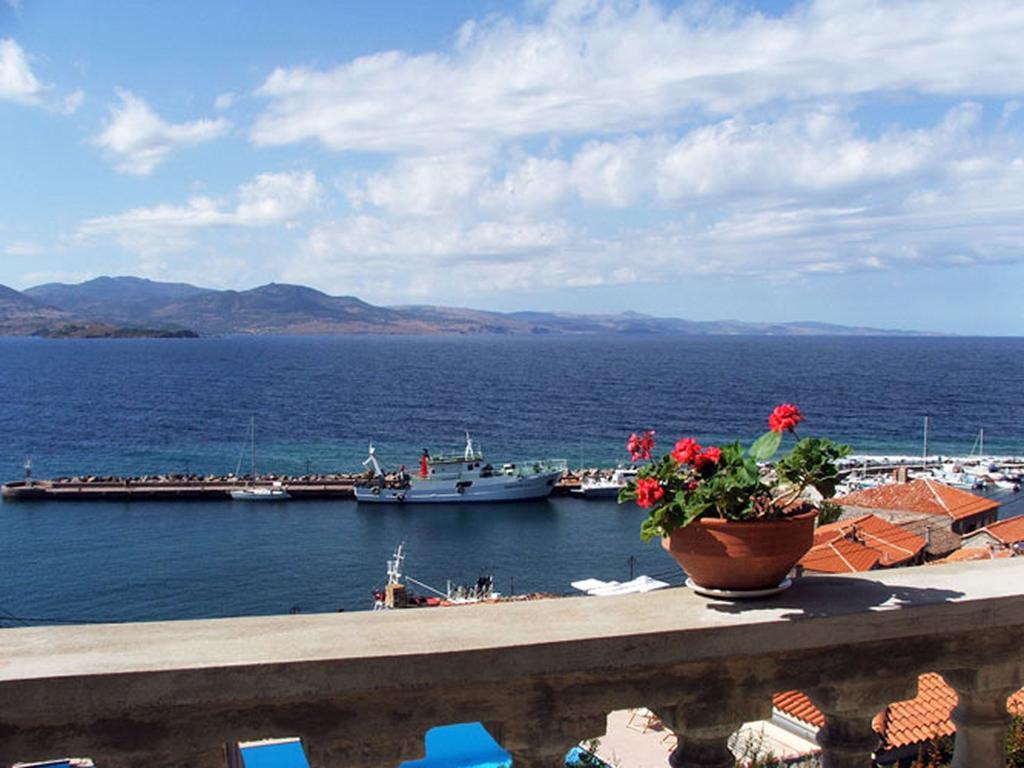 V. Molova, Molyvos, Lesvos Villa Mithimna Eksteriør bilde